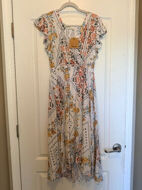 NWT Baltic Born Kori Ruffle Sleeve Midi Dress | Ivory Geometric Floral Medium